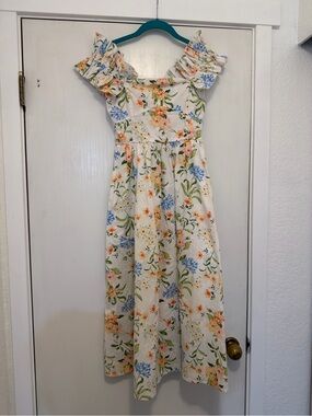 Wayf White Floral Ruffle-Sleeve Midi Dress new without tag